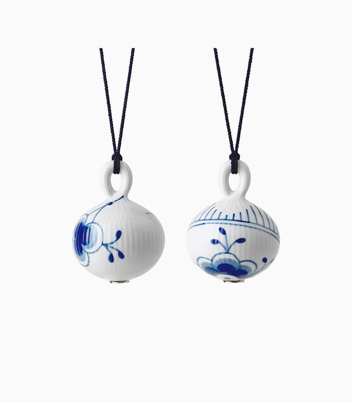 Blue fluted christmas bauble.jpeg