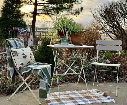 Imgi 202 Bistro Set Review Image